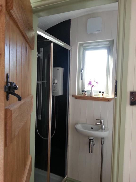 The Farm Hut Lodge