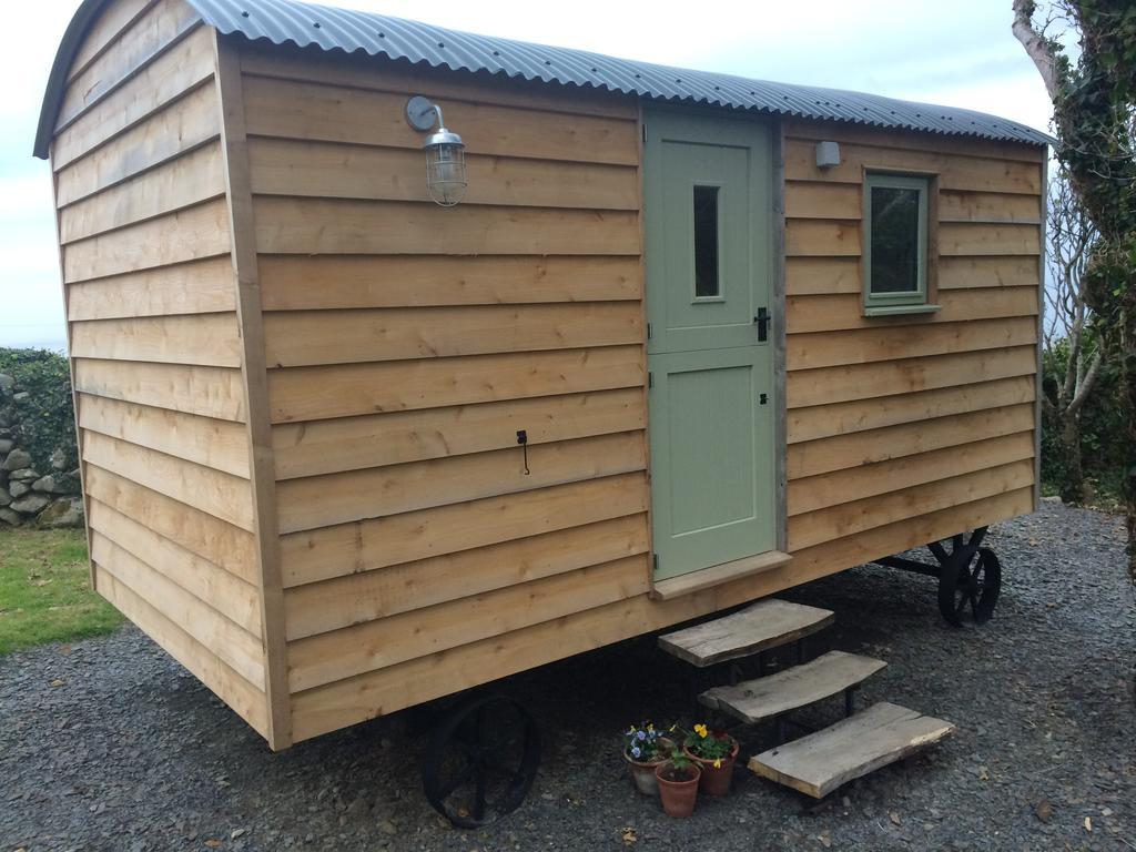 Lodge The Farm Hut Barmouth